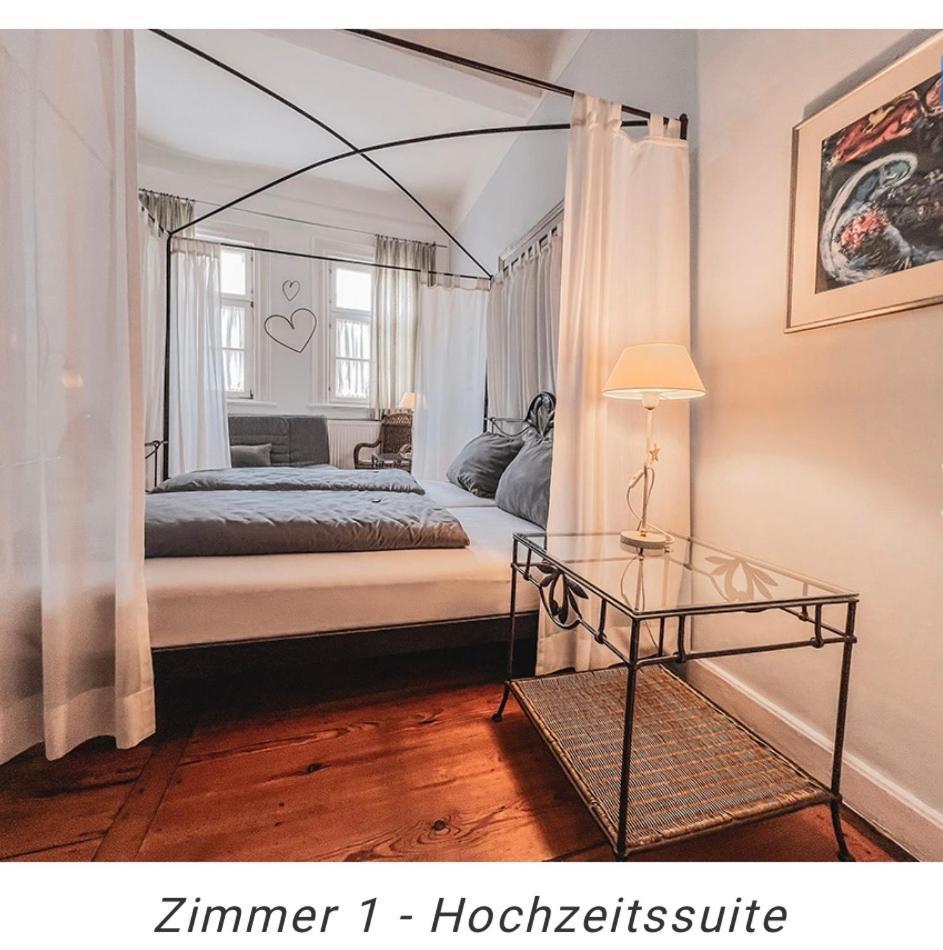 Hotel am Markt Gerolzhofen Exteriör bild